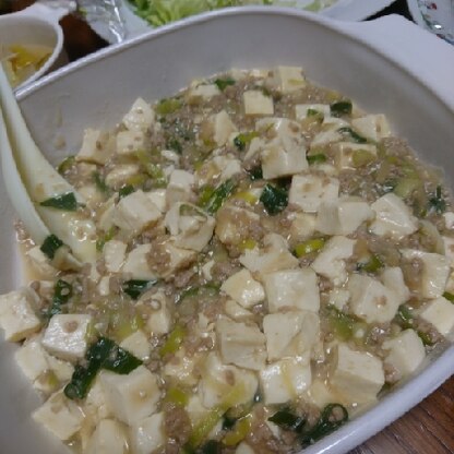 いつもとは違う麻婆豆腐で、美味しかったです！ご飯によく合うので、丼にして食べました。